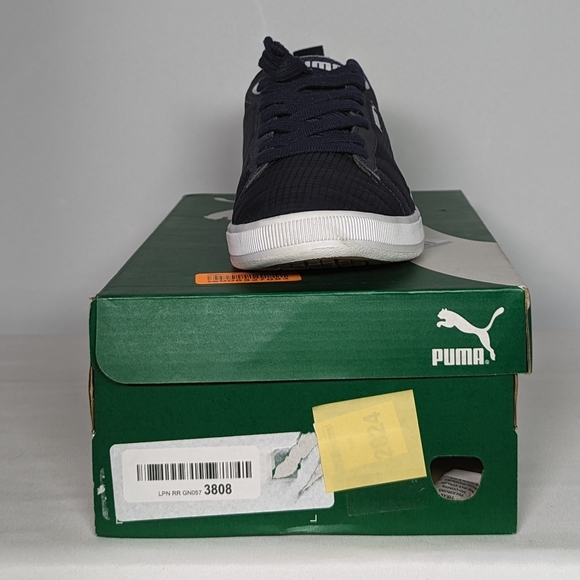 NEW PUMA Unisex Low-Top Sneakers  Sz 8 blue - Picture 4 of 4